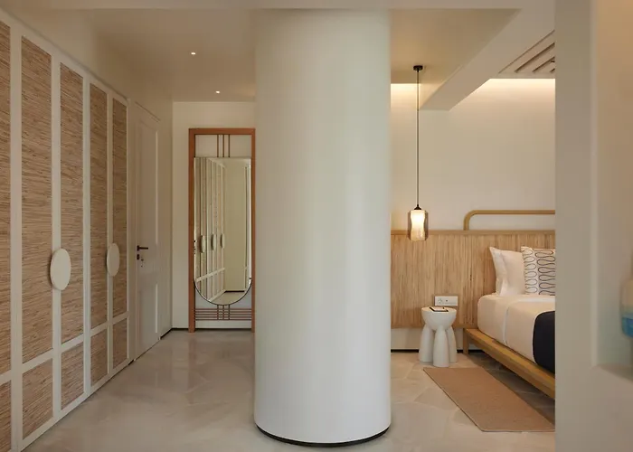 Avant Mar Paros Naoussa